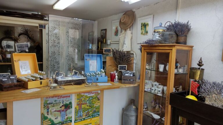 Boutique de la distillerie Vallon des Lavandes